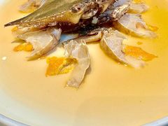 生腌蟹-正德楼果木烤鸭·渔家菜(东港店)