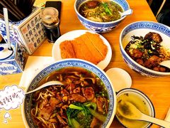 -沪西老弄堂面馆(定西路店)