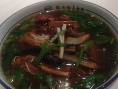 -镇南锅盖面馆(解放路店)