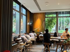 -星巴克(汾阳路店)