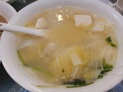 -镜泊湖酒家(兴华街金鼎店)