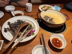 半只鸡-黑鸡小馆(金源店)