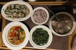 -臻康乃馨月子中心(集美店)