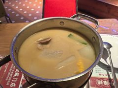 -肥仔文澳门猪骨煲(南京西路店)