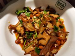 -费大厨辣椒炒肉(吉联MALL店)