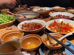 -吃饭皇帝大土家民族菜(正大广场店)