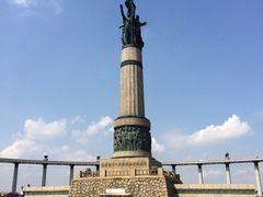 -人民防洪胜利纪念塔