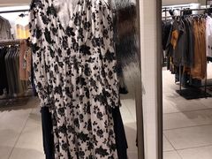 -ZARA(凯德乐峰广场店)