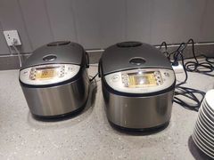 -关里关外·鱼头泡饼(唐冶绿地汇店)