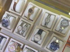 -海星奢选二手奢侈品手表包包鉴定回收寄卖(墨玉南路店)