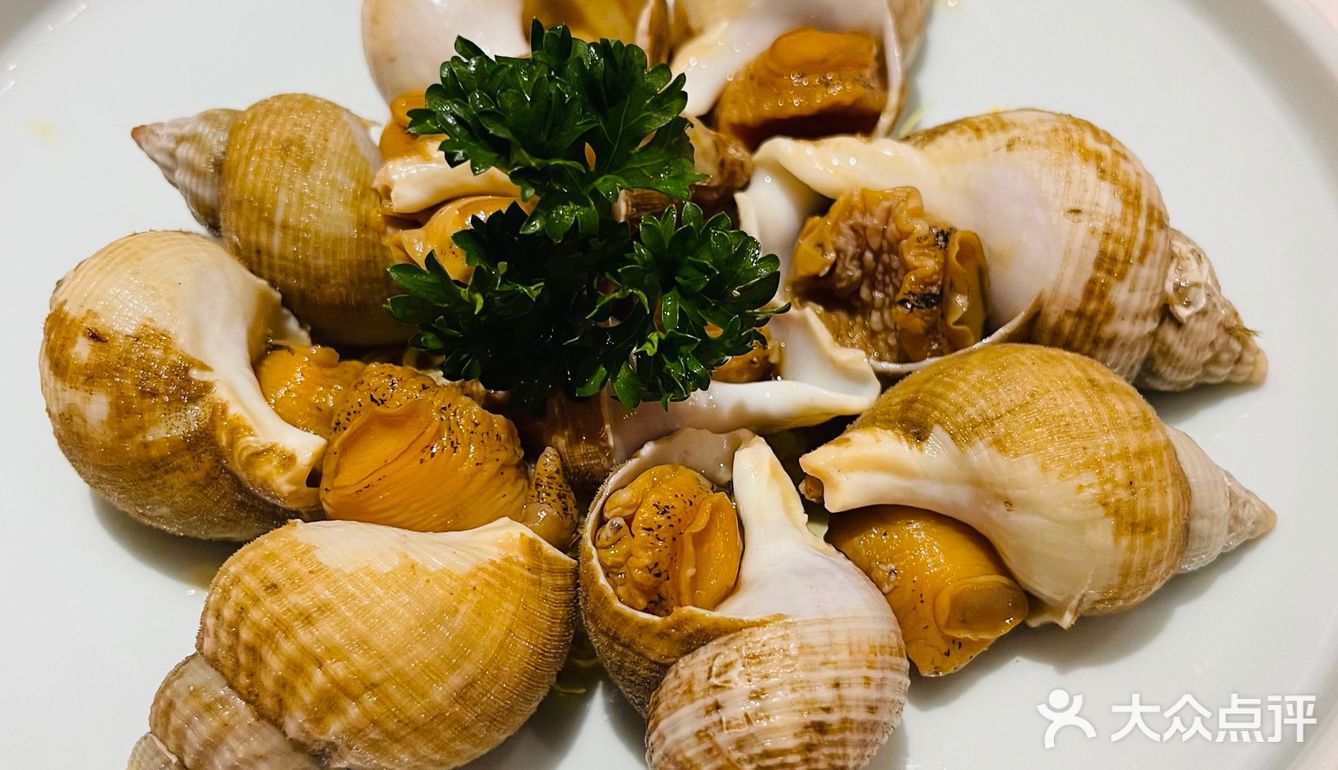 喜庆感十足的海云陈记