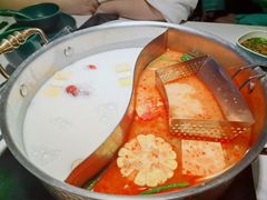 -椰子湾·海南火锅·糟粕醋·椰子鸡(正大广场店)