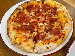 -Tube station站点比萨(王府井百货店)