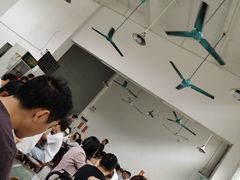 -容里煲仔饭(利丰北路店)
