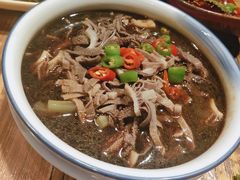 -胡桃里音乐酒馆(环亚凯瑟琳广场店)