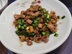 -湖畔鲁菜·二十年老字号餐厅(大明湖店)