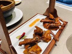 脆皮乳鸽-悦秀·高级粤菜