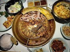 -猪啊牛呀羊啊铜盘烤肉(正大广场店)