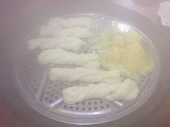 -粘豆包柴火铁锅炖