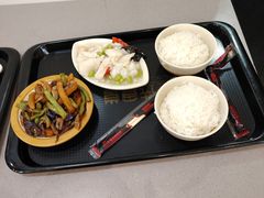 -荟选餐饮徐家汇社区食堂(徐虹北路店)