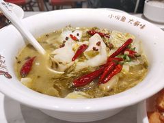 -渝是乎酸菜鱼·川渝小炒(新世界百货望京店)