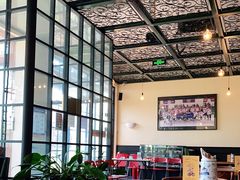 大堂-普兰达德国餐厅·德式脆皮烤猪肘·自酿啤酒(观唐店)