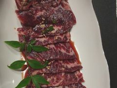 -山川小町·极番烧肉(新地假日广场店)