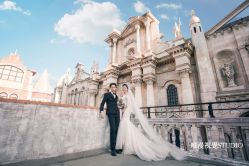 布拉格小镇-巴黎婚纱摄影工作室