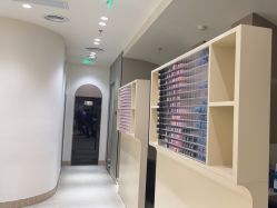 -Mentor Hair Salon