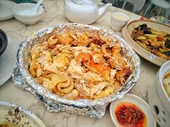 -鲤鱼塘农家山庄