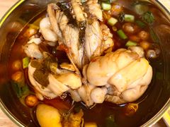 老铁锅秘制美蛙-鸿顺老铁锅美蛙鱼府(解放碑店)