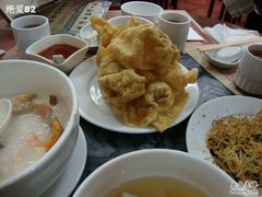 炸云吞-黄枝记粥面店