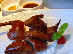 玻璃脆皮乳鸽-粤秀餐厅(国货店)