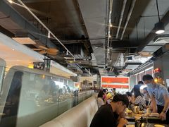 -大头虾越式风味餐厅(光明广场店)