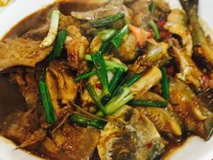 红烧小杂鱼-沈家门小海鲜