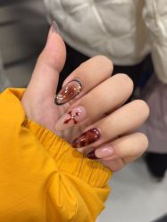 -晨·艺美甲美睫