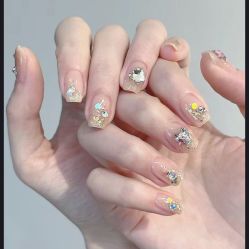 -情同手足美甲美睫