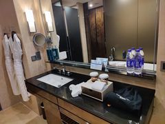 -广州天河希尔顿酒店