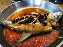 -正宗鸡饭粤香酒家(朱村店)