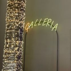 点击看大图 -THE QUEEN(北京店)