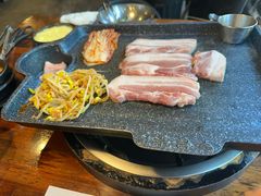 -Dombe豚(黑猪肉街店)