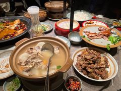 -青年公社烤鸭(熙悦天街店)