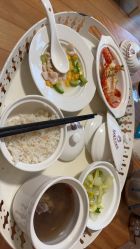 -童谣里医疗级月子中心(独栋湖景店)