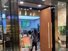门面-CoCo都可(合生汇店)
