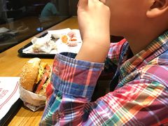 -The Habit Burger Grill 哈比特汉堡(爱琴海店)