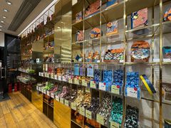 -VENCHI 闻绮(上海佛罗伦萨小镇店)