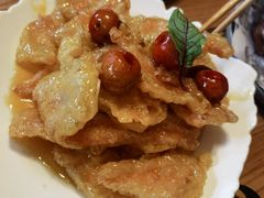 -山楂树融合菜餐厅