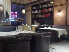 大堂-尘香•传统川菜(创汇首座店)