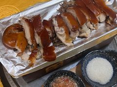 -东方之猪四更烤乳猪(金垦总店)