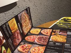 -乐凯撒披萨(东方新世界店)